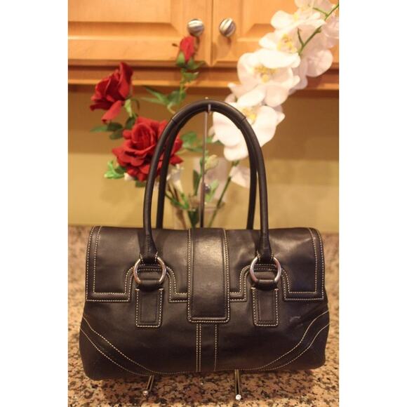 Coach F 10913 Soho Black Genuine Leather Flap Buckle Satchel Handbag (PU110 - Picture 4 of 7